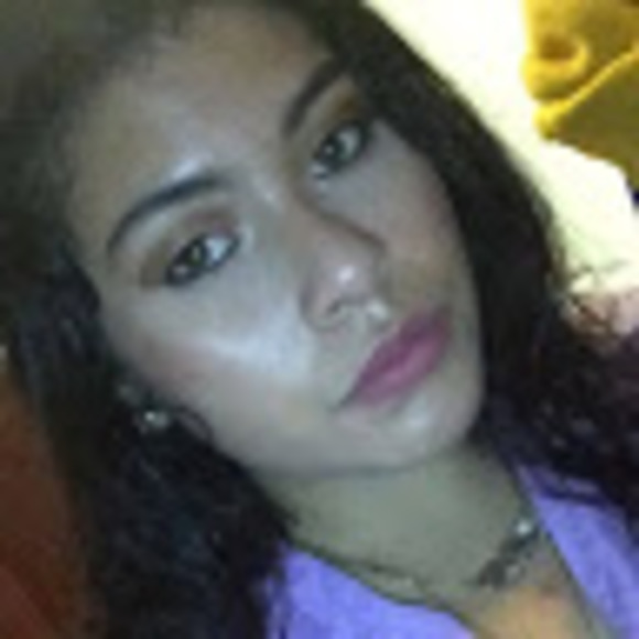 Meet your Posher, Michelle - Picture 1 of 1